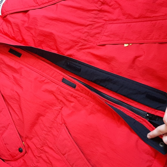 Vintage Marlboro red & black duck down coat adult size large - Picture 5 of 16